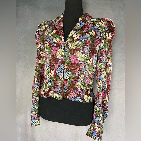 Floral puff sleeve button up blouse with Peter Pan collar size small - Picture 3 of 9